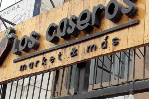 LOS CASEROS MARKET & MAS